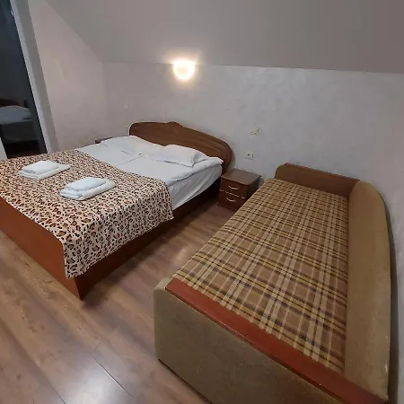 Veronika Guest house